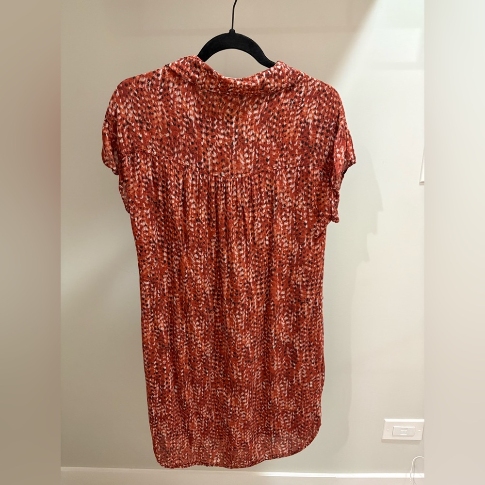 Anthropologie Cloth & Stone Red Button Down Shirt with Notched Collar - Picture 3 of 3